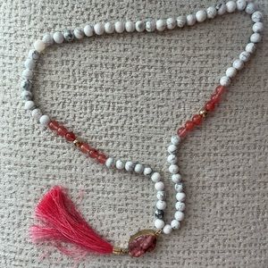 Druzy Pink Stone Marble Beaded Necklace, EUC